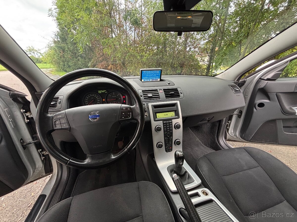 Volvo V50 1.6D - 10