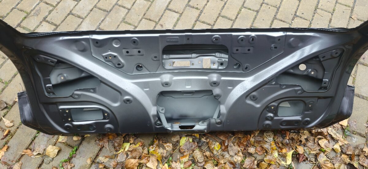 Viko kufru pate dvere lexus rx500h - 10