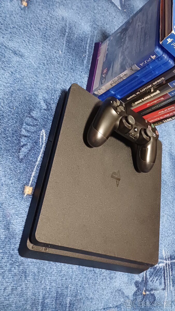 Herni pecka ps 4slim + 8 her - 10