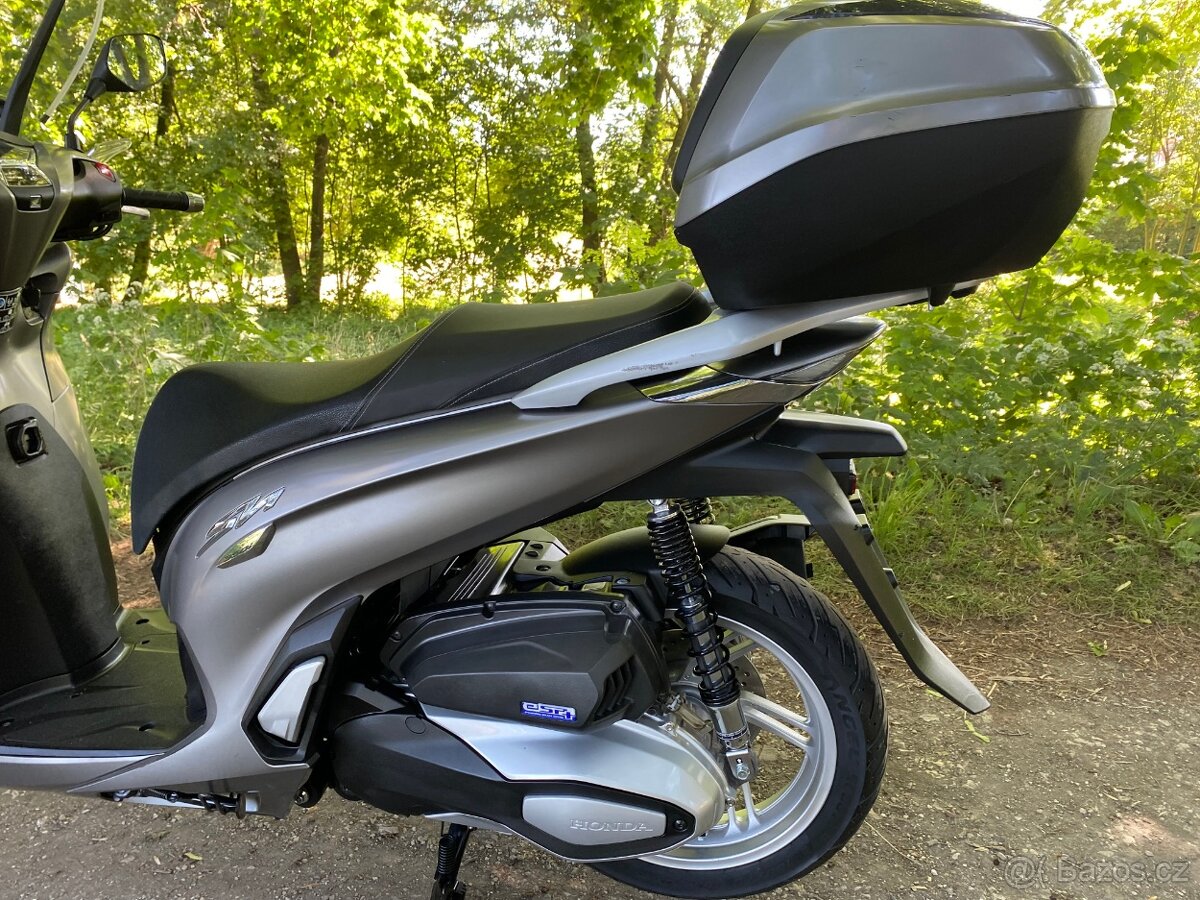Honda SH 350 - 10