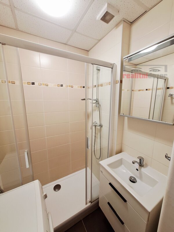 Prodej bytu 2+1 s lodžií a sklepem ul. Jakuba Obrovského Brn - 10