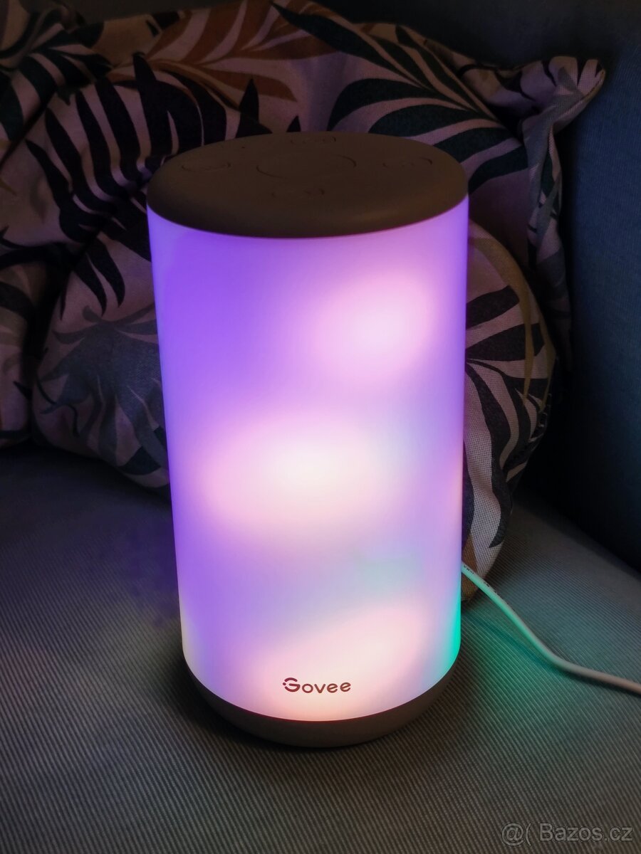 Govee Aura Stmívatelná stolní lampa - 10