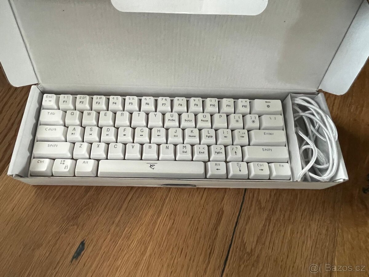 Herní klávesnice WHITE SHARK SHINOBI - 10