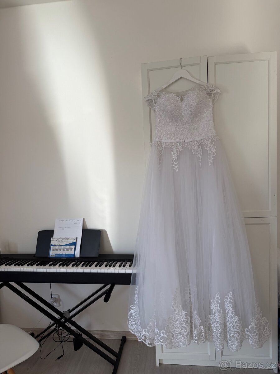 Svatební šaty nové S/M - 10