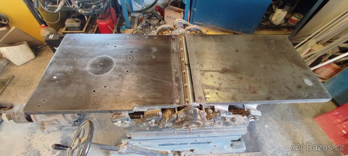 Prodám velkou hoblovku + protahovačku. - 10