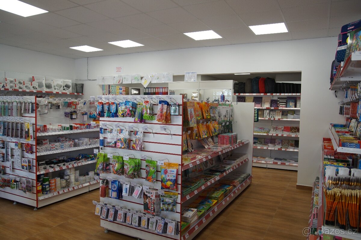Vybavení obchodů, pokladna, regály - 10