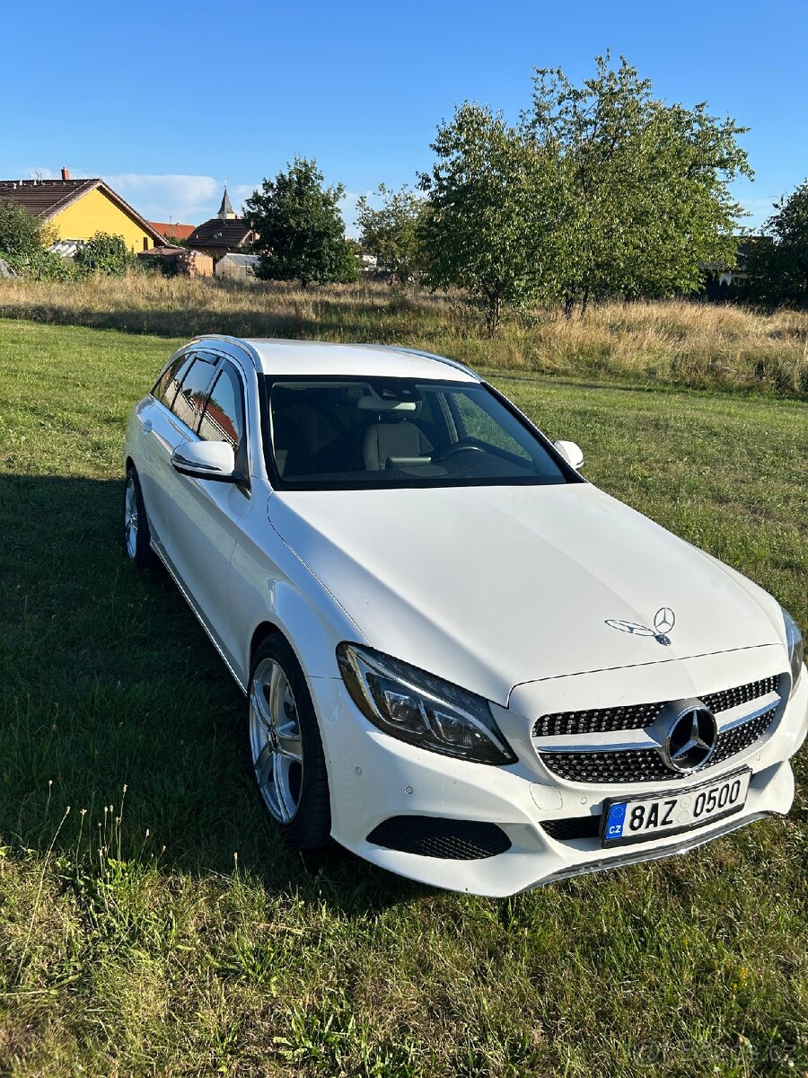 Mercedes Benz C - 10