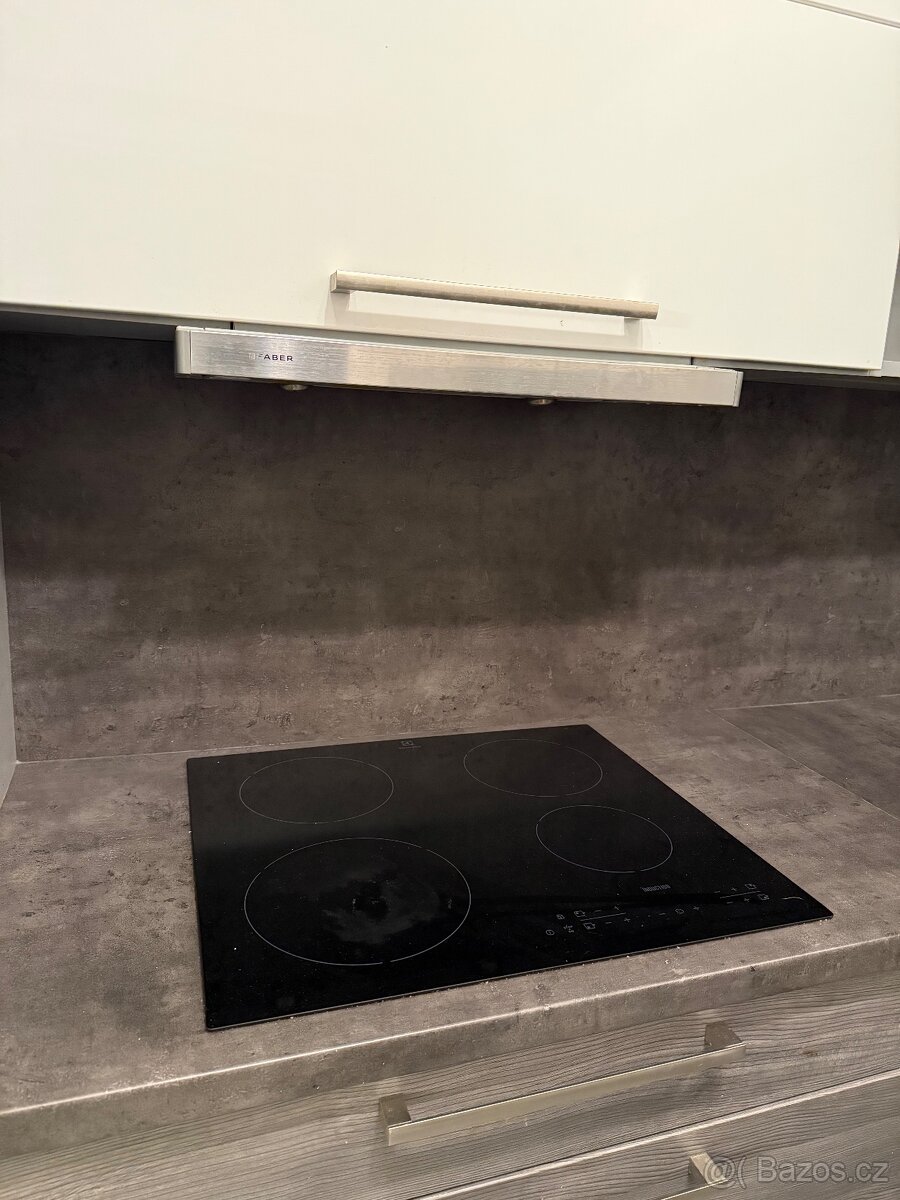 Kuchyňská linka - 10