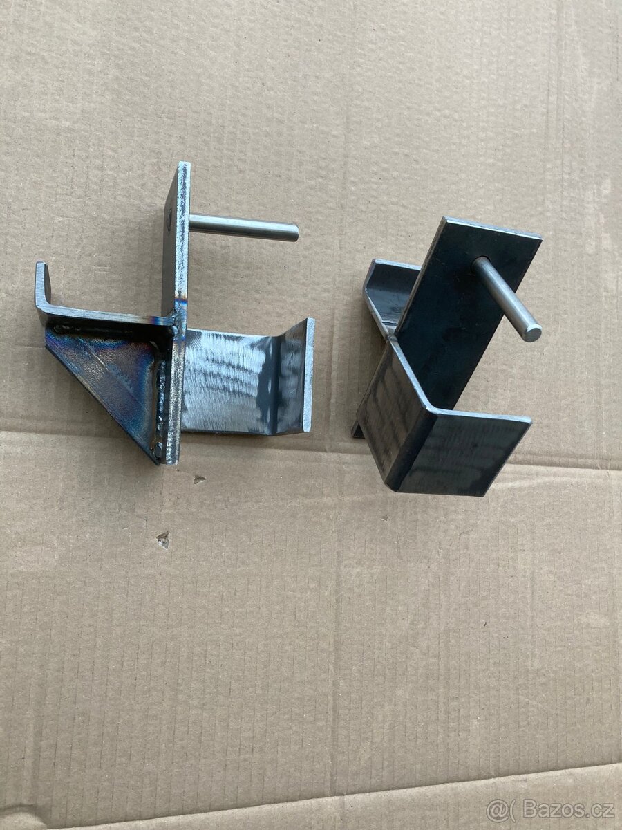 Posilovací Dřepovací Klec s Hrazdou - 10