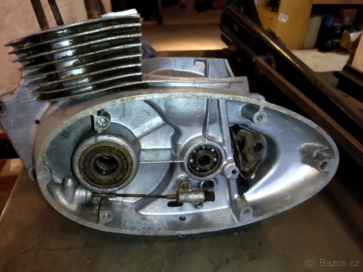 Jawa 250 Pérák zbrojovka - 10