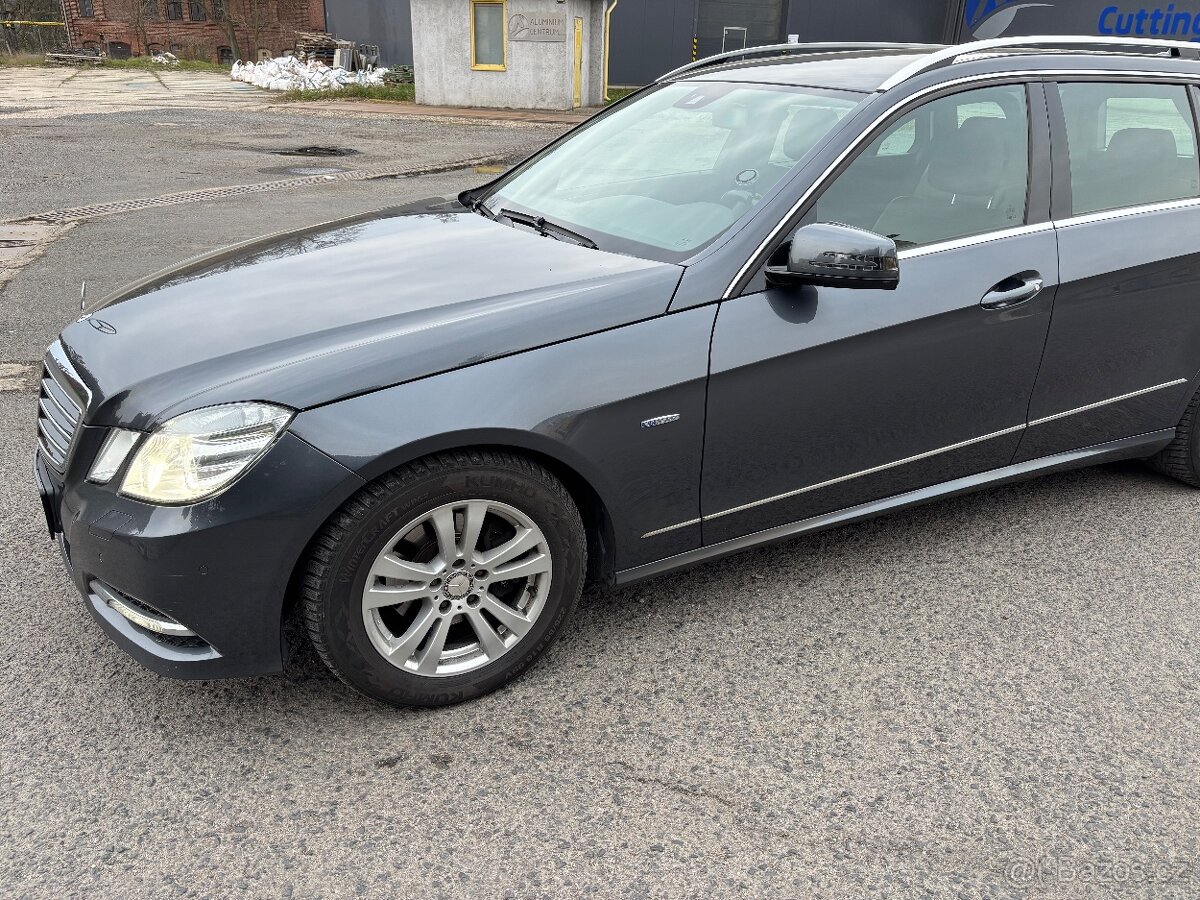 Mercedes W212 E220 - 10