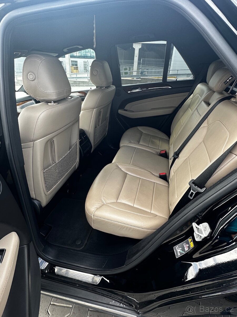 Mercedes Benz ML350 CDI 4Matic Bluetec verze166 - 10