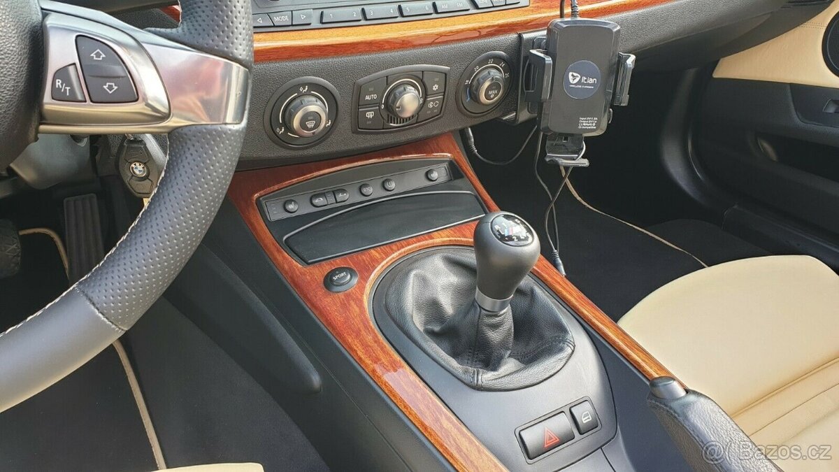 BMW Z4 e85 3.0si 195kw roadster manuál 2006 - 10