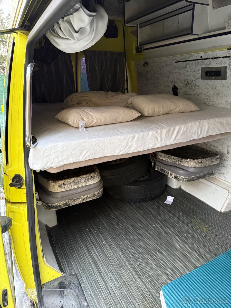 VW Transporter T5 obytný 4x4 - 10