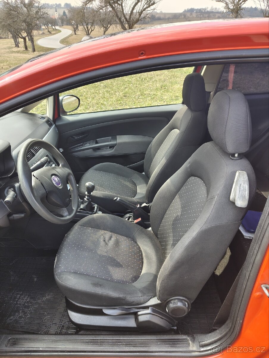 Fiat Grande Punto 1.2 8v - 10