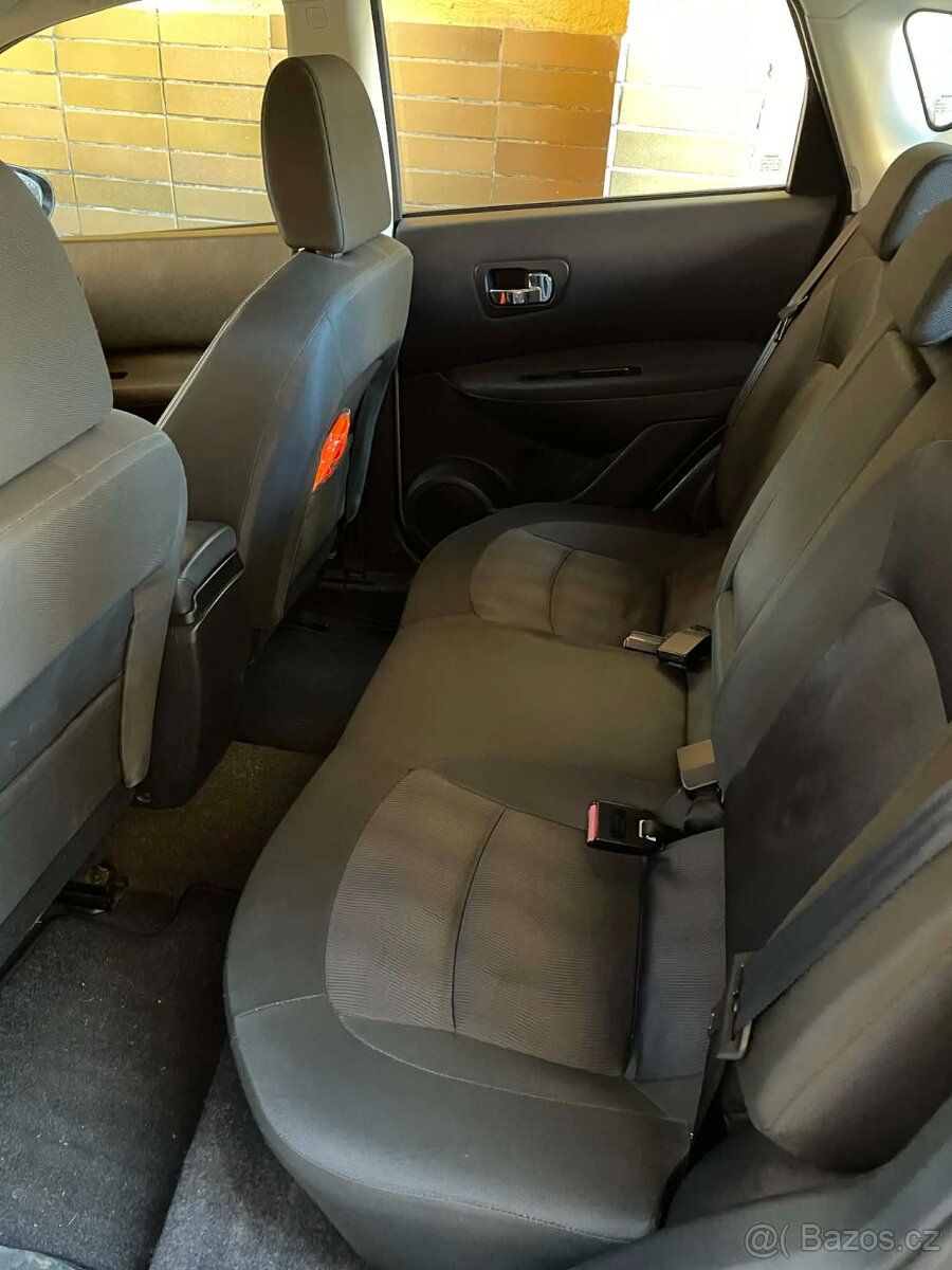 Nissan Qashqai - 10