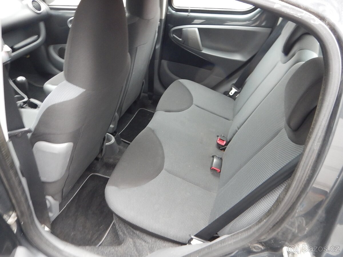 TOYOTA Aygo 1.0i, KLIMA - 10