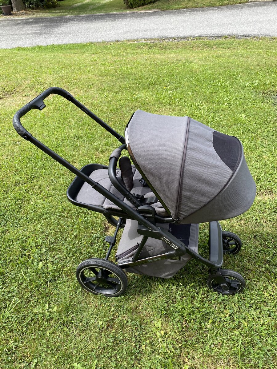 Kočárek Moon Style “Black chrome limited edition” - 10