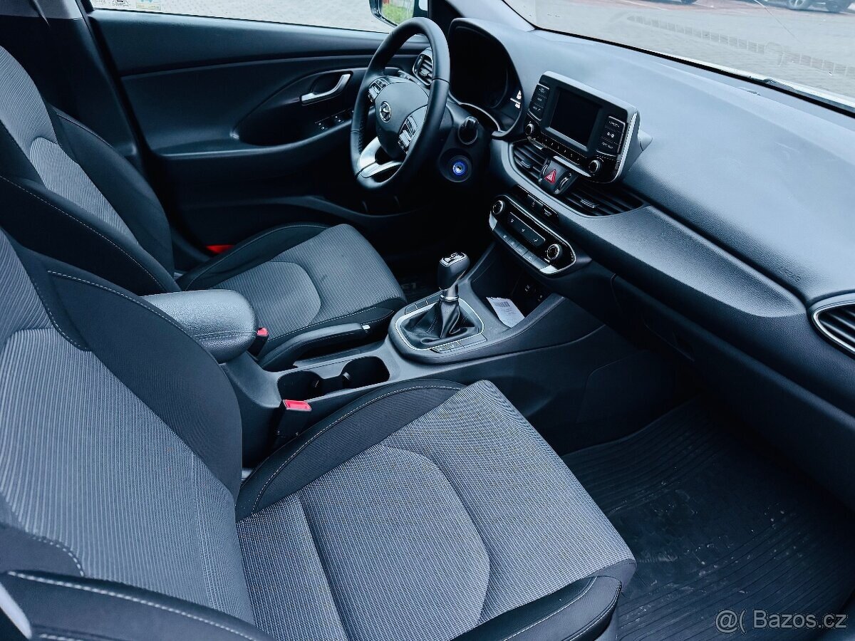 Hundai i30 Combi 1.6 crdi 85kw 1majitel - 10