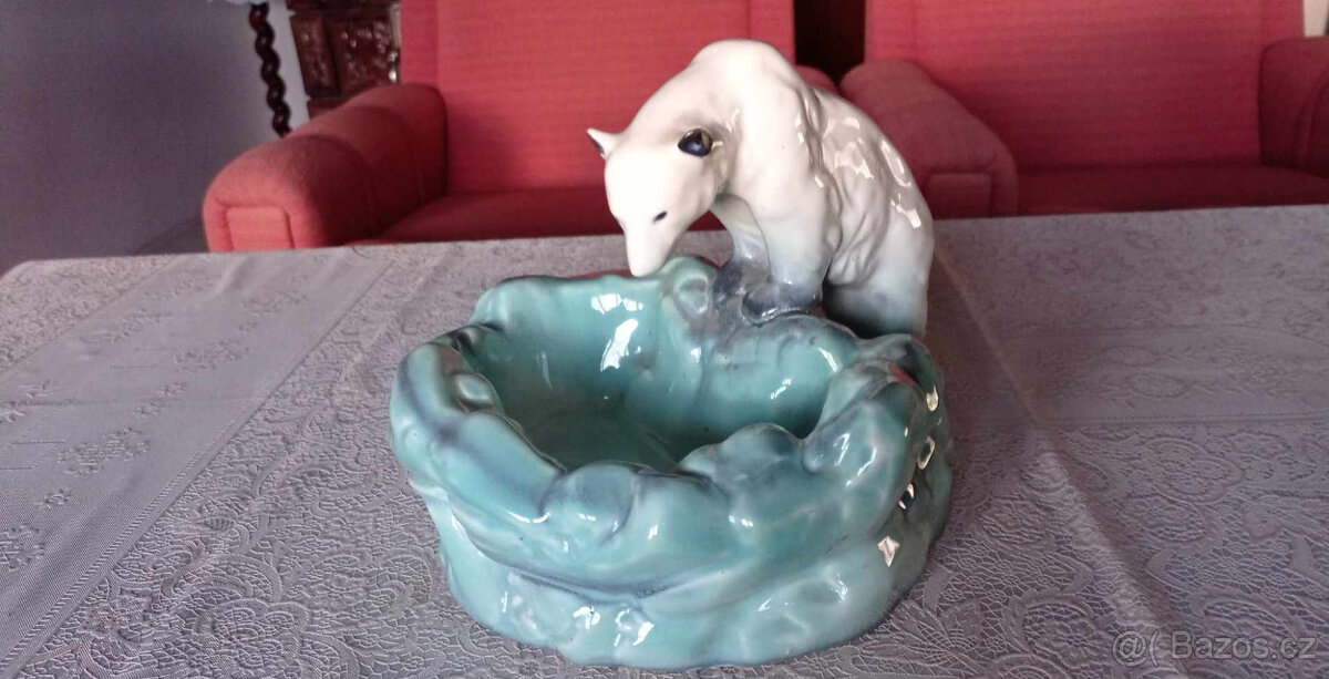 Sochy Royal dux - 10