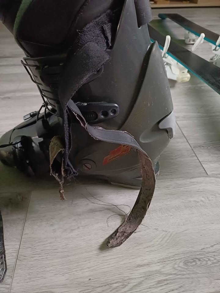 Sjezdové lyže Elan vel 140 cm + lyžáky vel 39 - 10