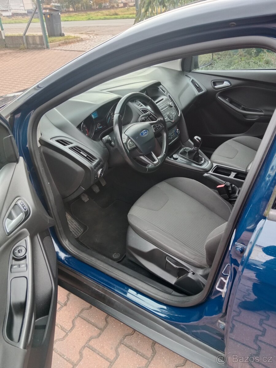 Ford Focus III 1,6benzin 94tkm - 10