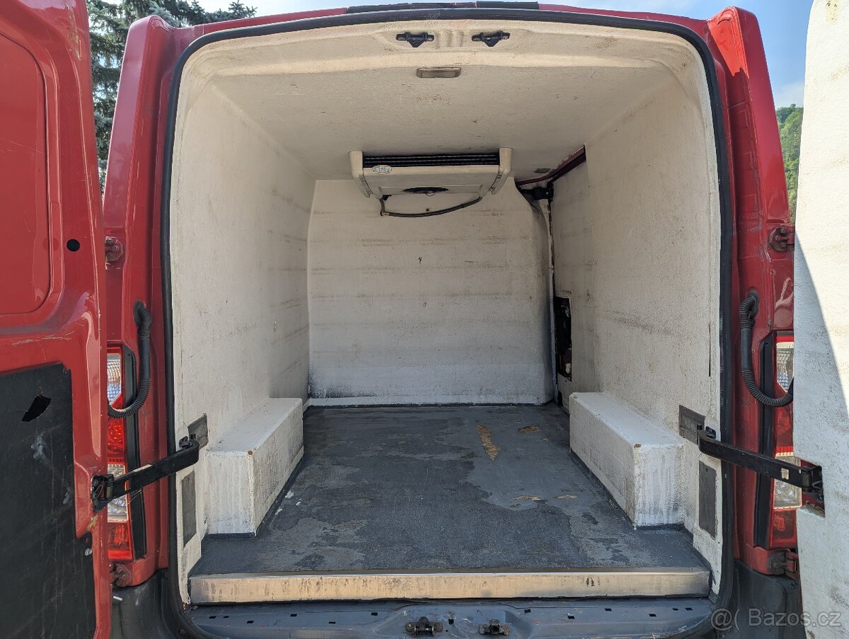 Renault Master 2.3 dCi L1H1P1 CHLAĎÁK - 10
