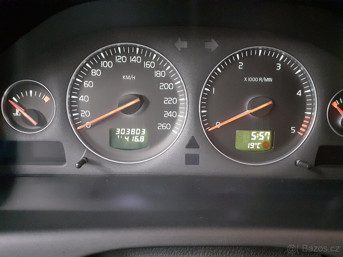 Volvo V70 D5 2.4 136kw 6q - 10