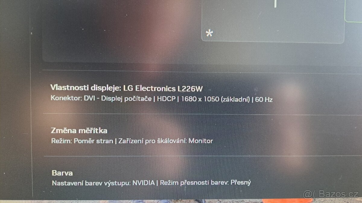 Monitor 22" LG Flatron Wide L226WTQ - 10