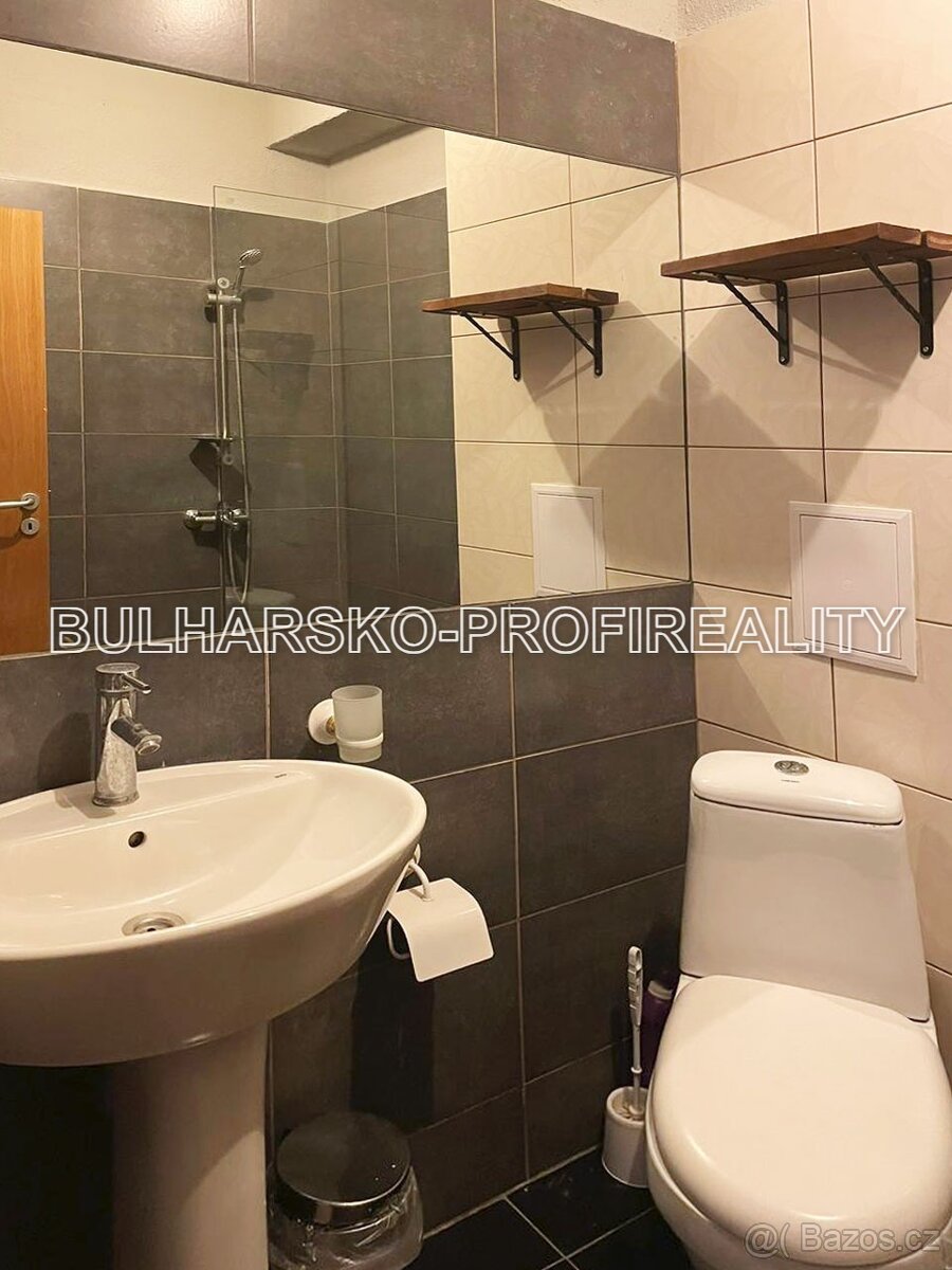 Bulharsko-PROSTORNÉ STUDIO (43 m²) | - 10