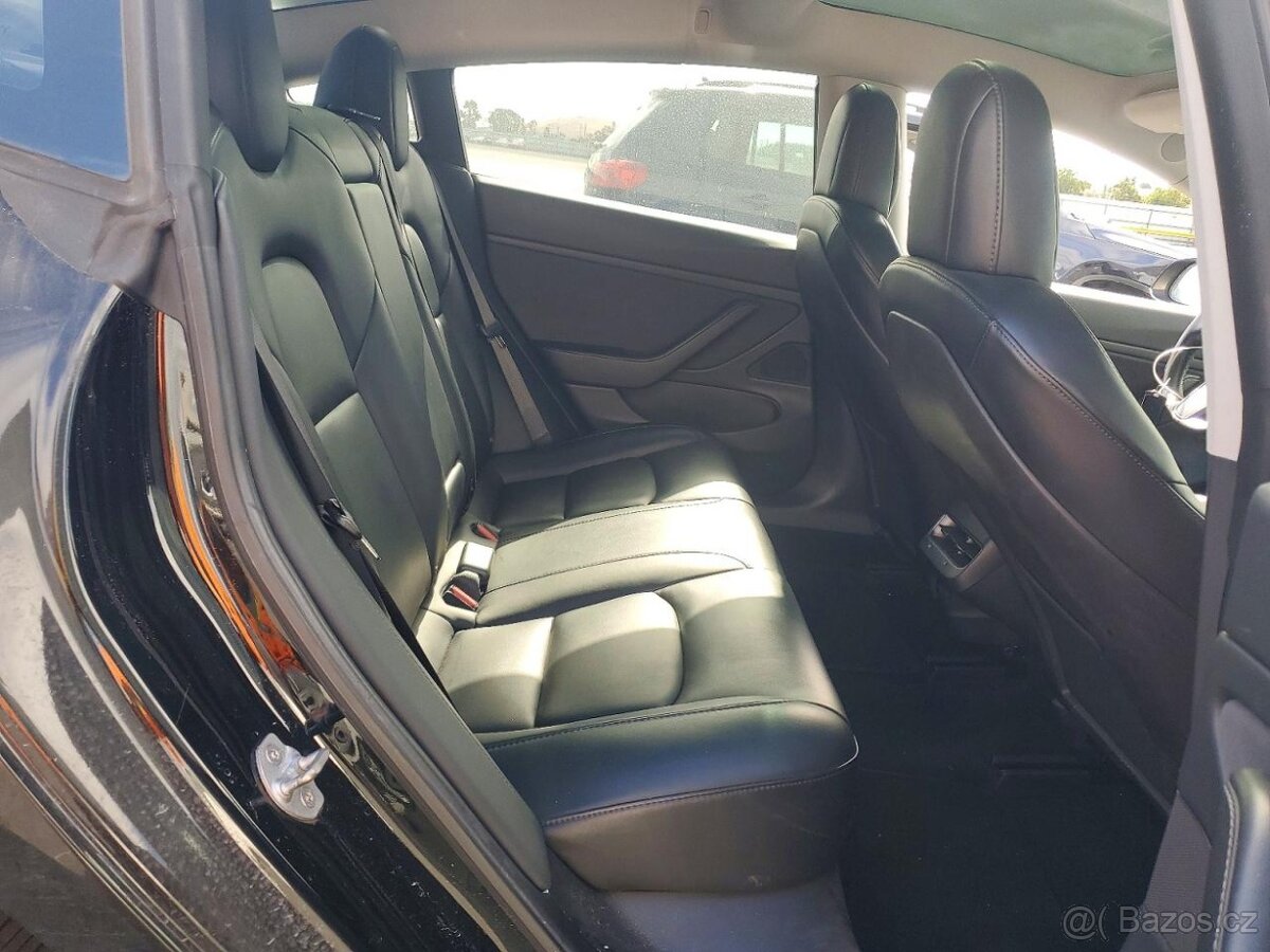 Tesla Model 3 2019 - 10