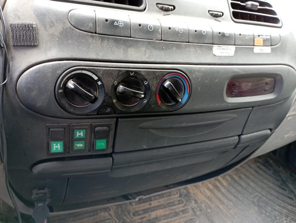 Prodám Avia D120 4x4 montážní plošina - 10