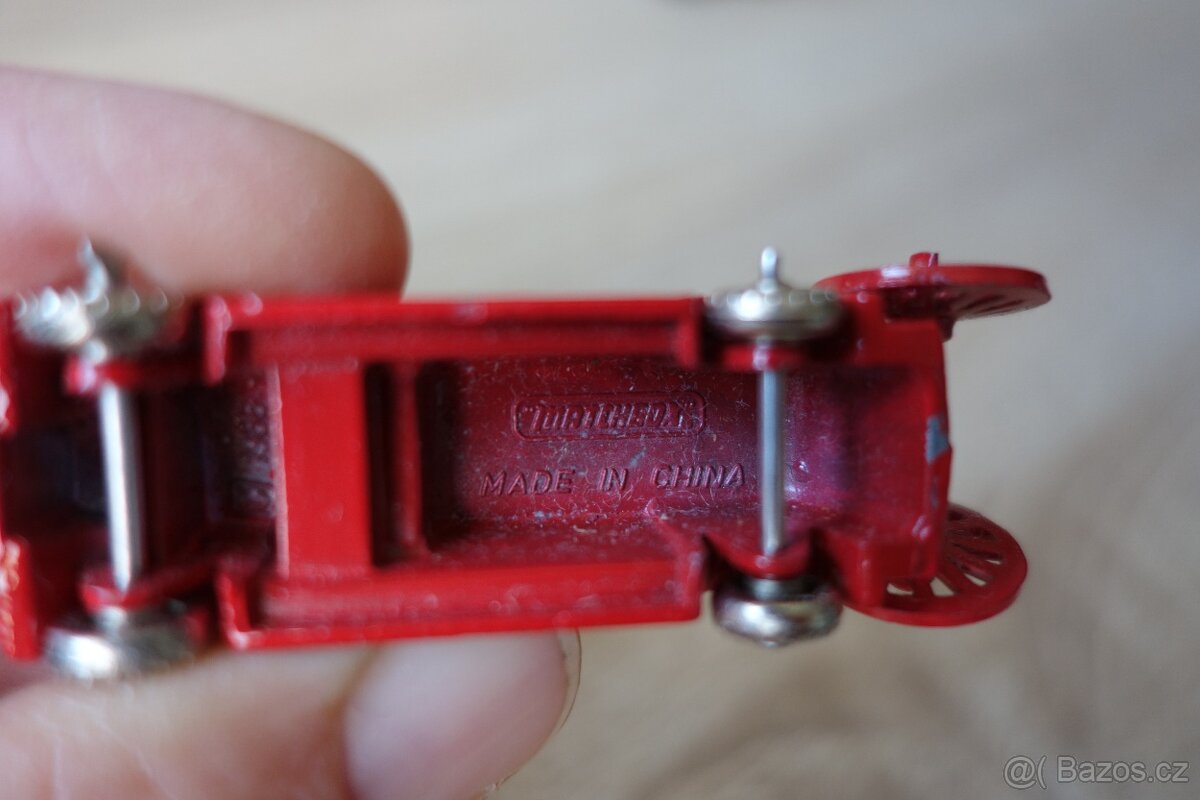 Kovový model hasičů Matchbox No. 9 Dennis Fire Engine - 10