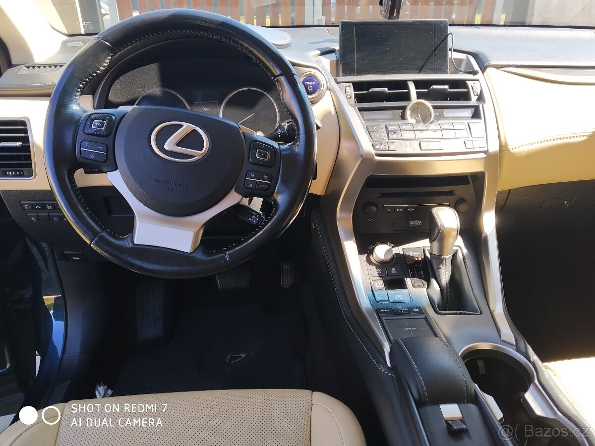 LEXUS NX 300H, hybrid, servisováno - 10