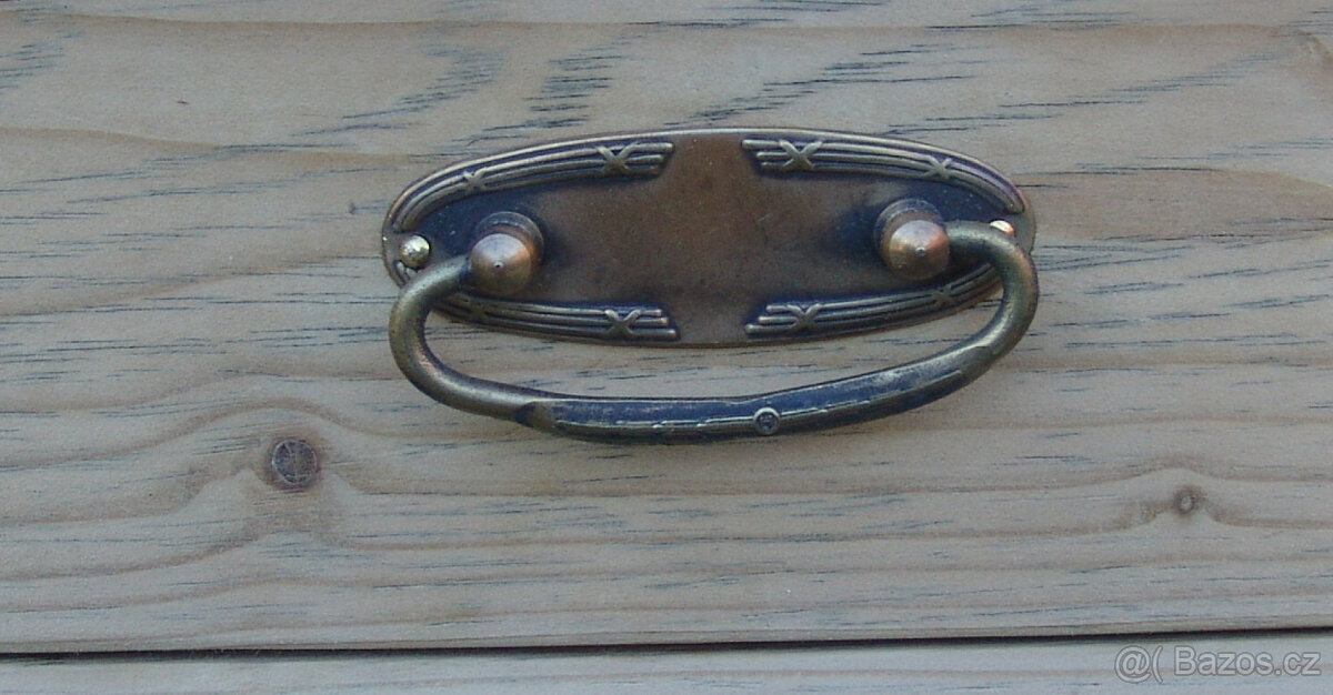 Starožitný noční stolek - 10