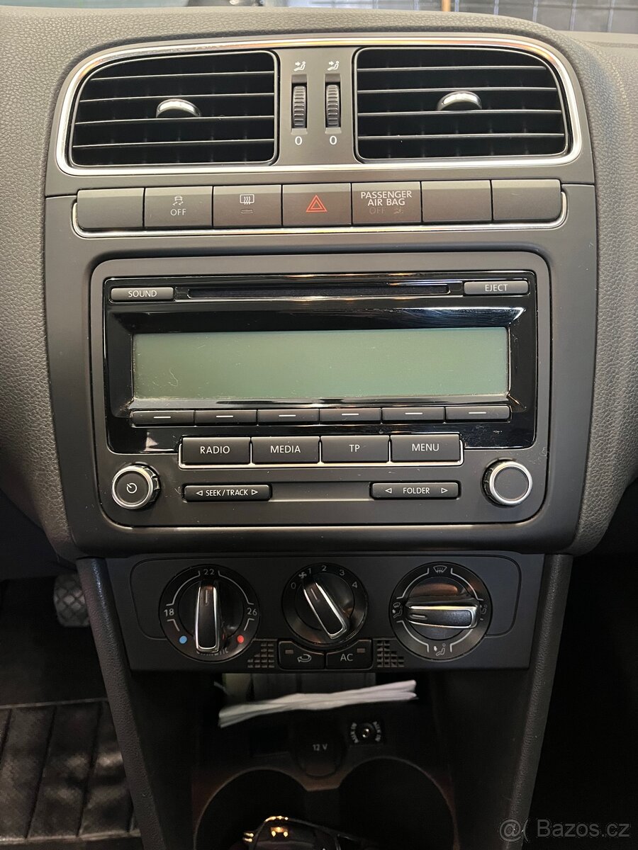 Volkswagen Polo - 10