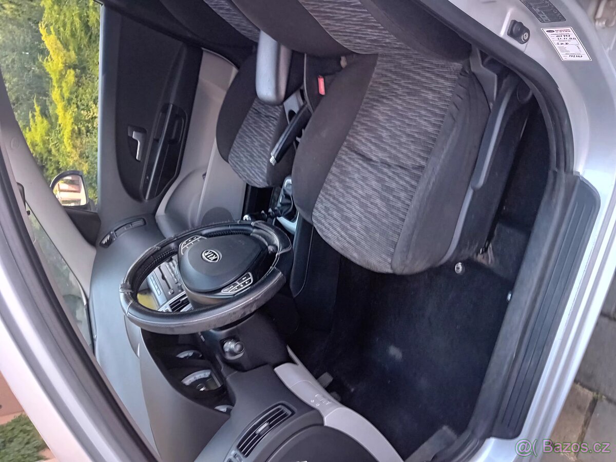 Kia Ceed kombi Hustopeče - 10