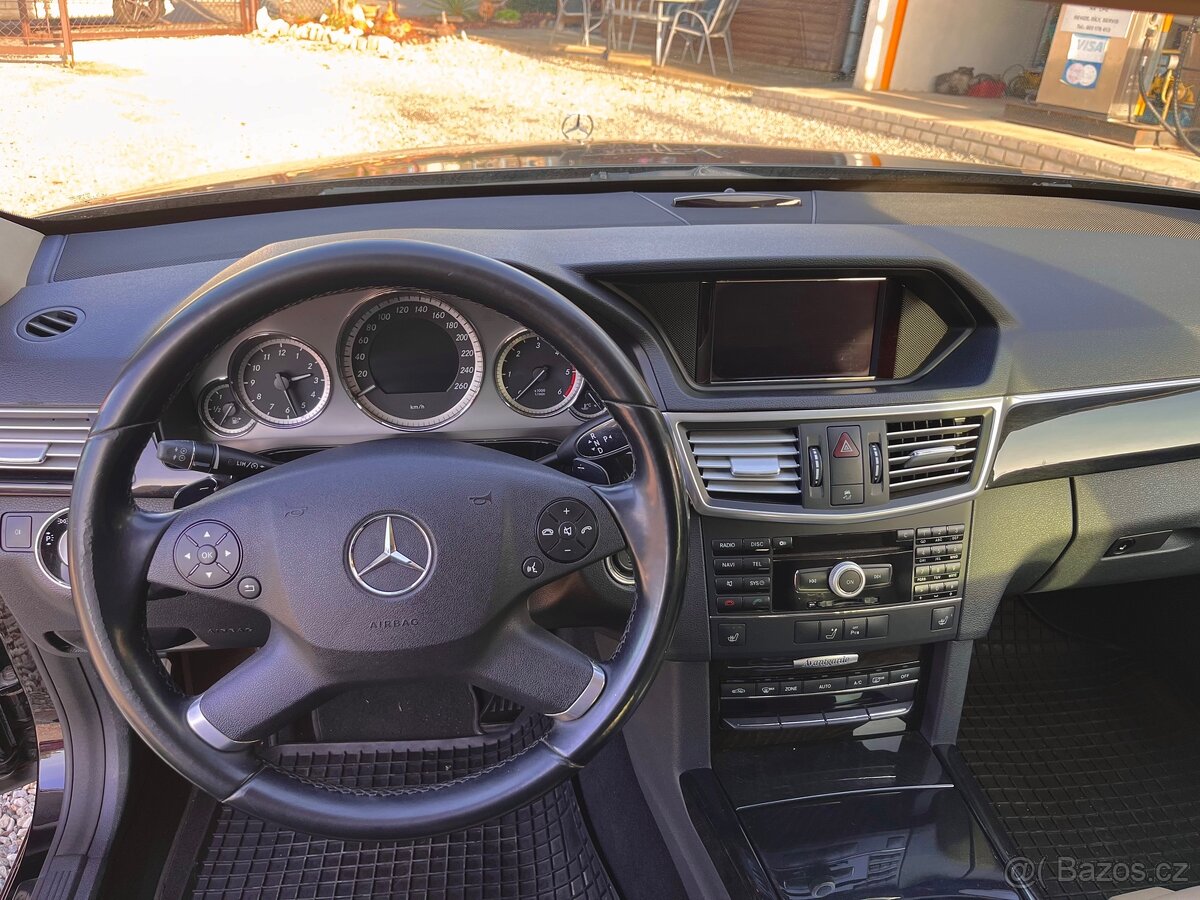 Mercedes Benz E-350 CDI W212 - 10