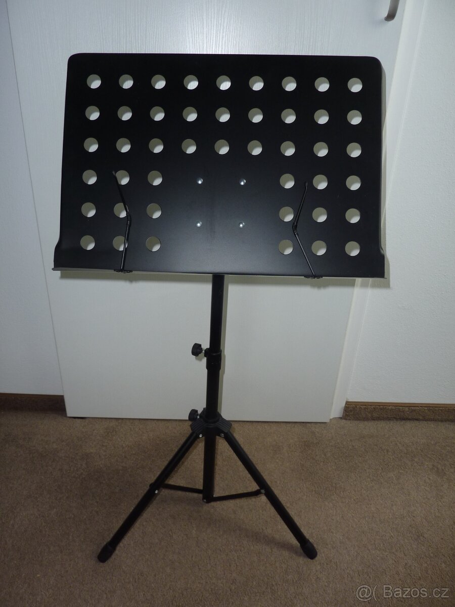 Dětská klasická kytara 1/2 Salvador Cortez Student CC-10-BB - 10