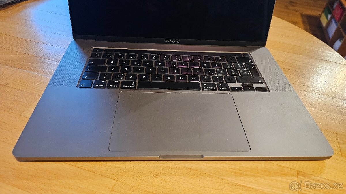 Apple Macbook Pro 2019 - i9 - 10