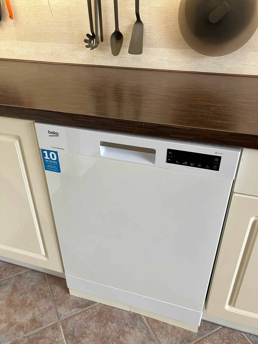 Prodej KUCHYŇSKÁ LINKA + SPOTŘEBIČE - 10