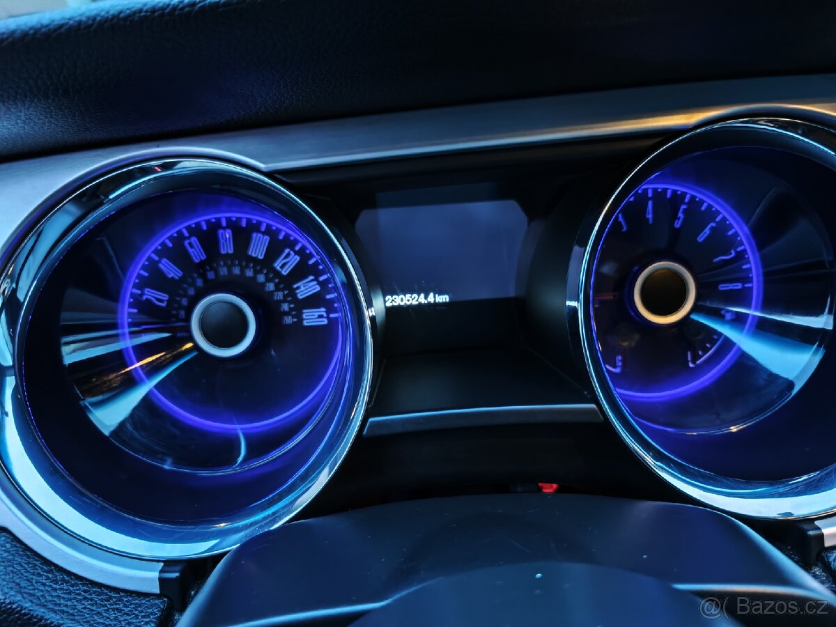 Ford Mustang cabrio - 10