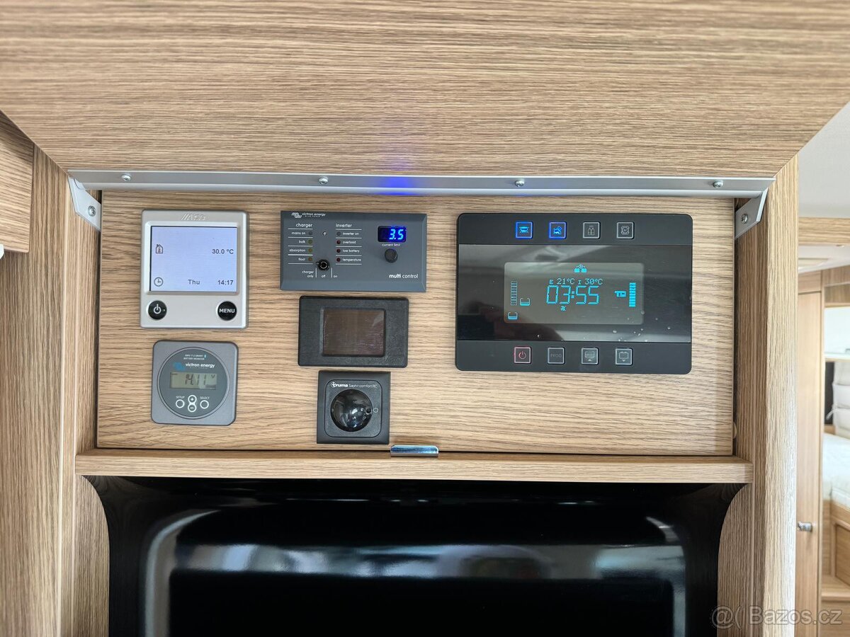 Niesmann + Bischoff 2021 obytný vůz - 10