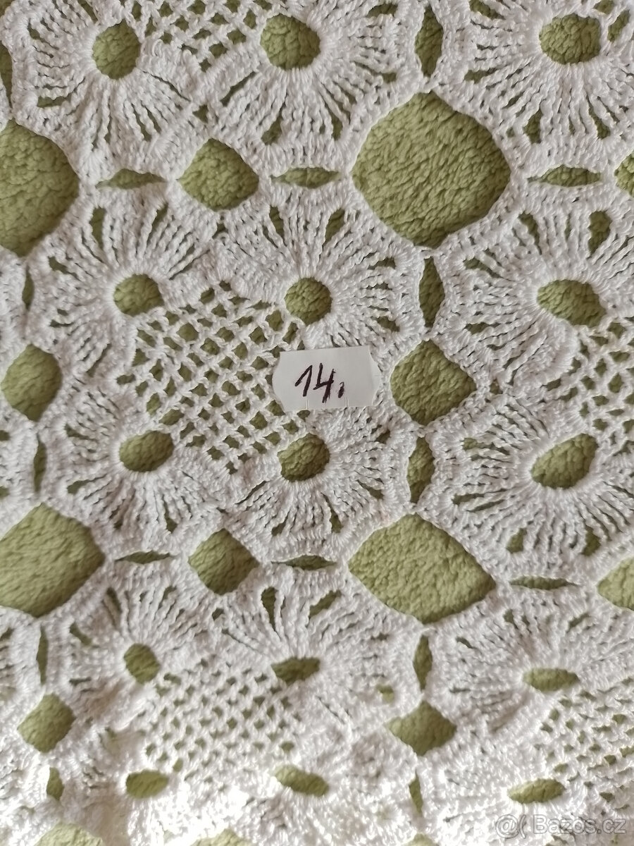 Dečky háčkované a vyšívané - 10