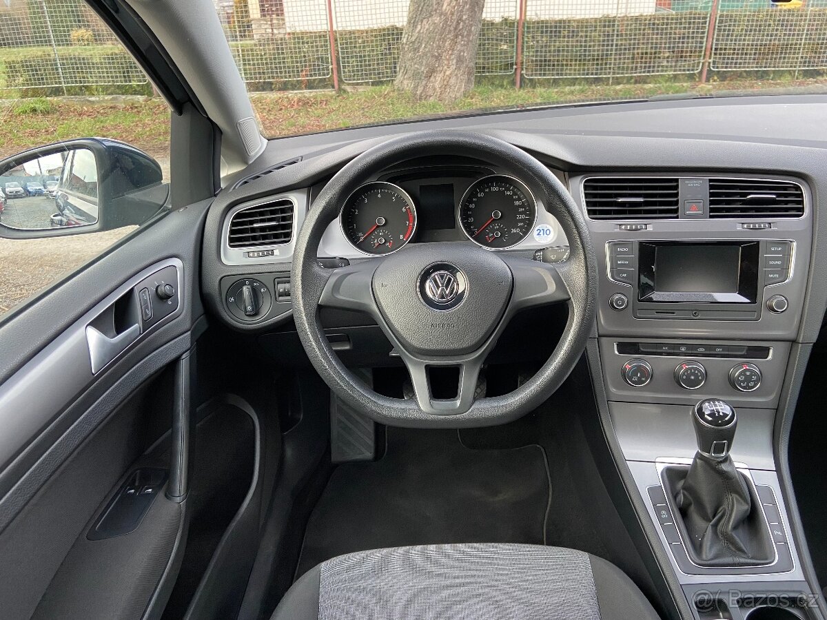 VW Golf 1,2 TSi P+Z Senzory, Klima - 10