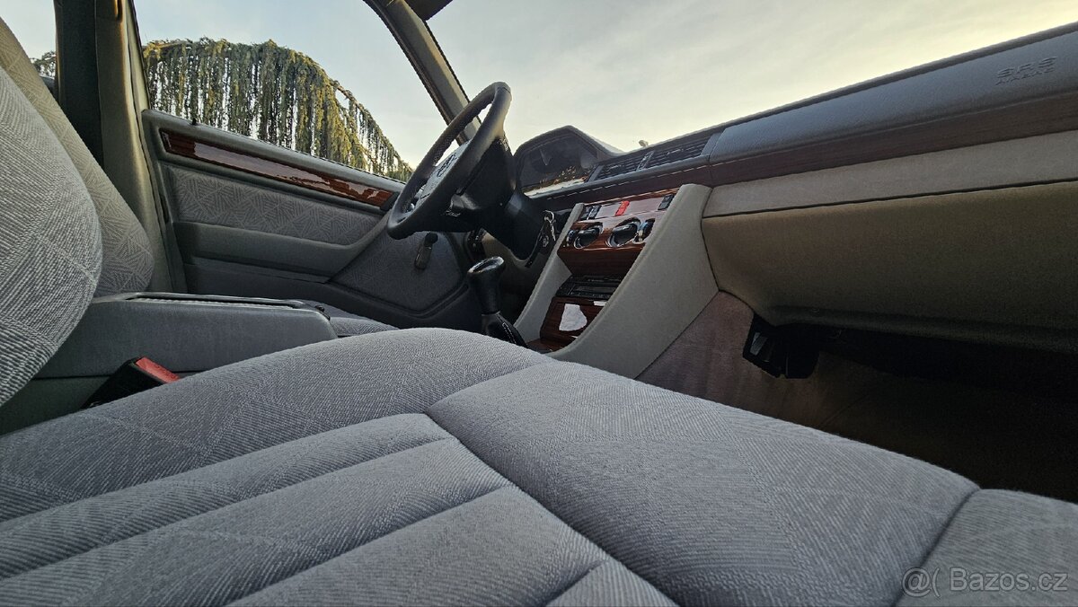 MERCEDES W124 E 200 D 1995 77620 KM - 10