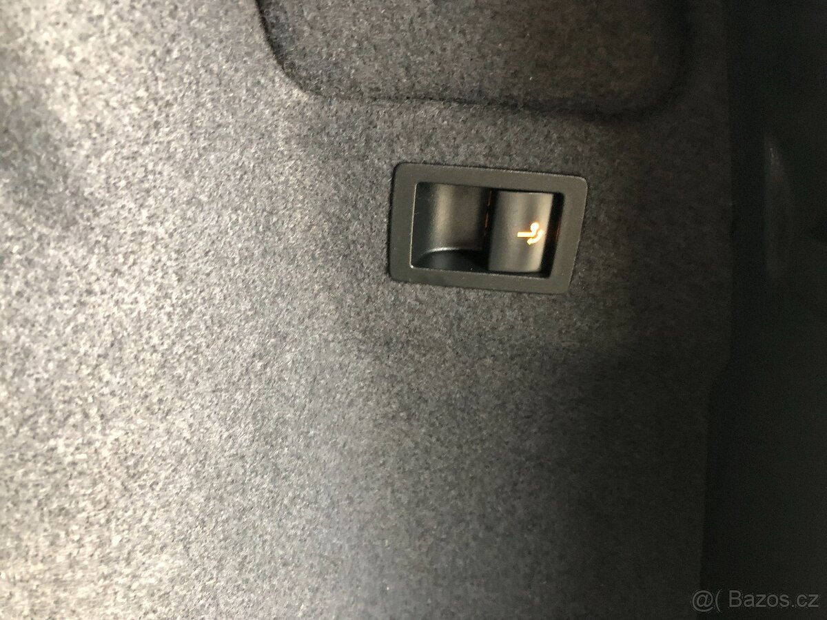 KAROQ 1.5TSI - DSG - STYLE - 91 000KM - 2018 - 10