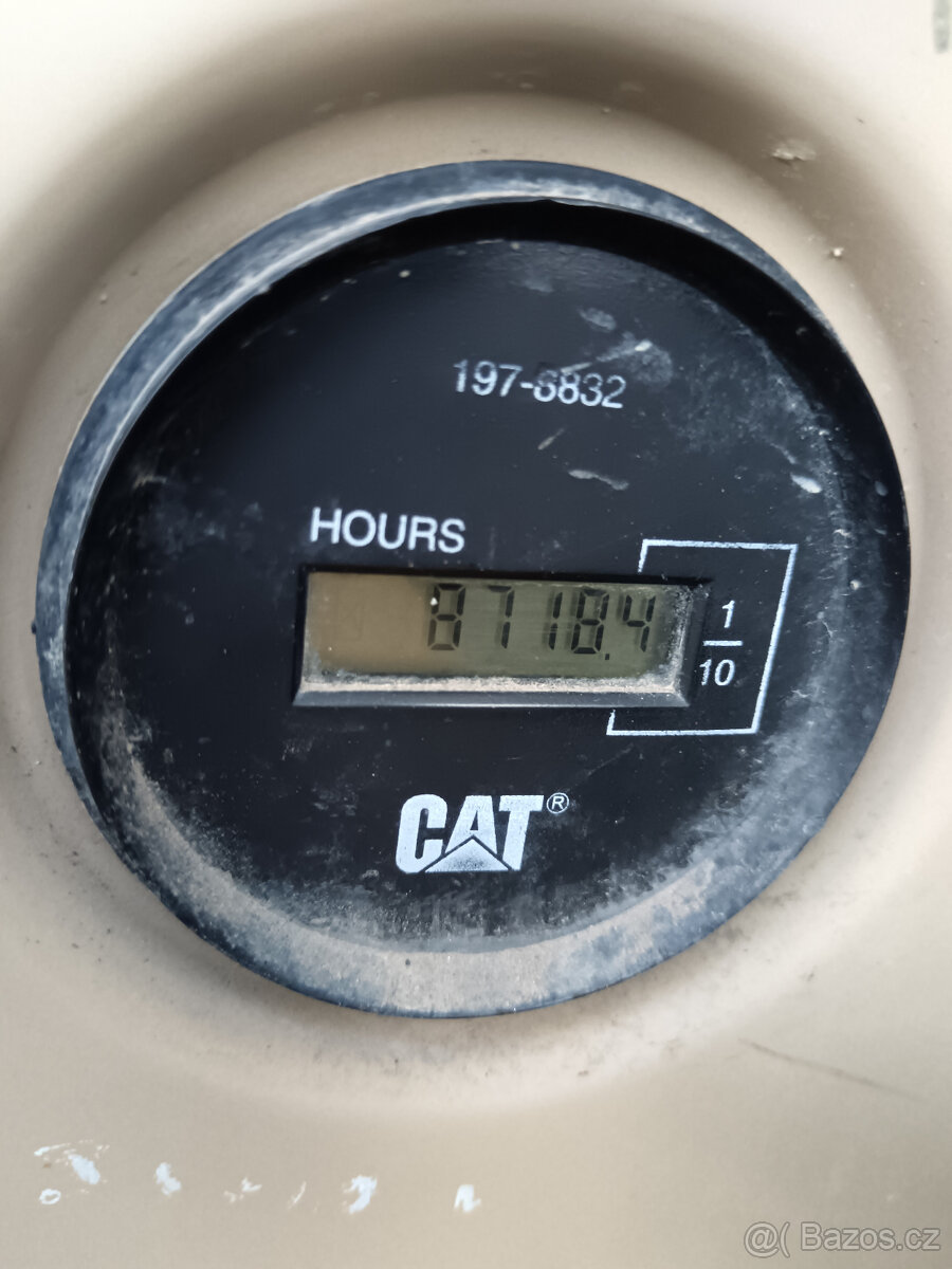 Pásový Bagr CAT 307 B - 10