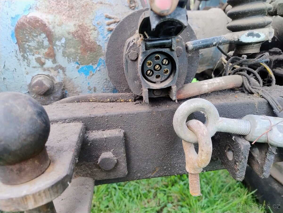 Malotraktor domací výroby s hydralikou - 10