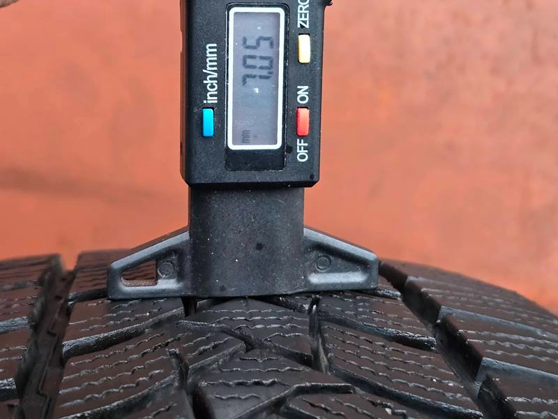 Zimní Dunlop a Fulda 205/60/16 + disky - 10